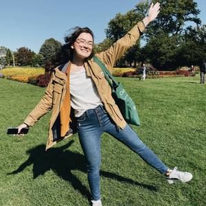 Meet your Posher, Andie